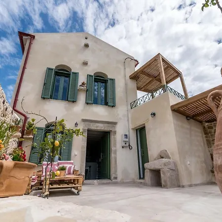 Fotini's House Holiday home